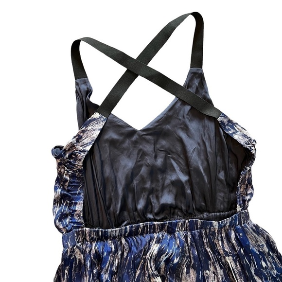 THEORY THEYSKENS' Dewi Silk Dress With Pockets - Picture 3 of 10